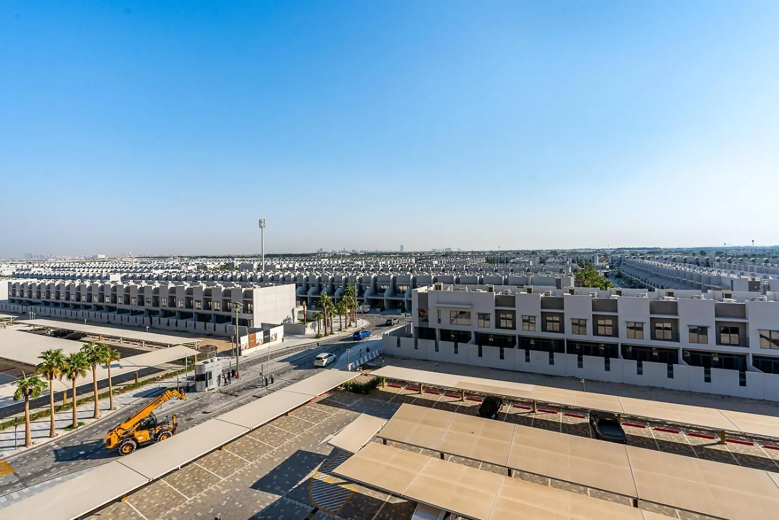 Lovely Studio In Mag 900, Meydan Dubai